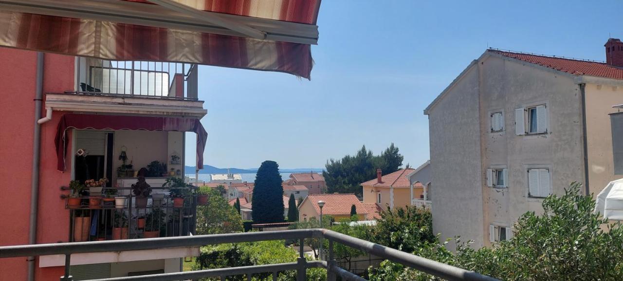 Anka, 2 Bedrooms, Spacious, Sunny, 84m2 Apartment Zadar